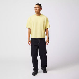 Camiseta gráfico con estampado de algodón 100% liso suave de alta calidad con colores personalizados, Camiseta corta recortada de gran tamaño con hombros caídos bordados - Product Image 1