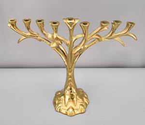 Menorá de Hanukkah de 9 Brazos, Candelabro Judío de Alta Calidad - Product Image 6