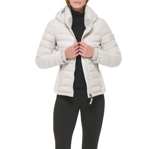 Chaqueta Acolchada con Capucha y Cremallera para Mujer, Transpirable, de Invierno, Relleno de Poliéster, Informal, Cálida, Larga, al por Mayor - Product Image 4