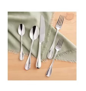 Ensemble de couverts en métal pour la table de cuisine à domicile Nouveau design Ensemble de couverts en acier inoxydable pour la fête - Product Image 1