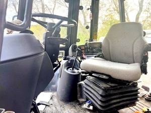 Bon choix de BACKHOE LOADER Cabine fermée avec commandes pilotes AC Godet à usage général 4X4 et pneus 19.5 à vendre - Product Image 6