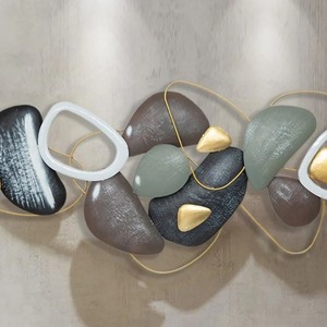 Arte de Pared de Metal Hecho a Mano Único de Estilo Moderno para Decoración del Hogar, Diseño Personalizable, Entrega Rápida - Product Image 6