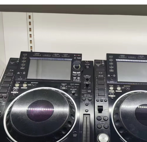 Teléfonos CDJ 2000nexus con Botones Defectuosos que Necesitan Reparación Antes de Usarlos Notas de Compra - Product Image 1