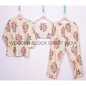 Pijama de Manga Larga con Estampado Floral Navideño, Cómodo, Hecho a Mano, Cuello en V, Cintura Elástica, Largo Completo, para Mujer - Product Image 4