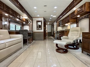 Used T-H-O-R RV M-O-T-O-R <b>COACH</b> TUSCANY 45LT 2013 Model Travel Trailers - Product Image 4
