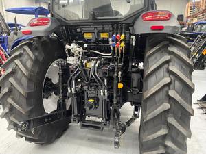 รถแทรกเตอร์ LOVOL M1304 TQ 130 แรงม้า แบบมีห้องโดยสาร - Product Image 6