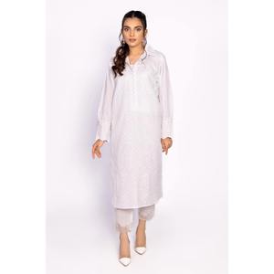 Chemise en popeline blanche chic pour femme, col à volants, motif uni, décoration logo, tailles XL, pour le bureau, look chic d'été - Product Image 4