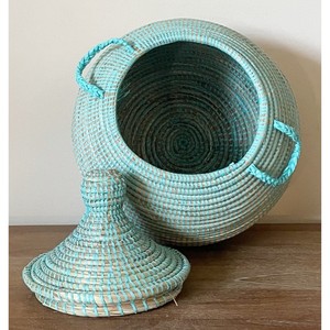 Thiết kế độc đáo mây kích thước lớn lưu trữ giỏ thủ công <span class=keywords><strong>wicker</strong></span> tổ chức giặt giỏ với nắp ở mức giá hợp lý - Product Image 2