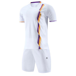 Camiseta de Fútbol de Verano Personalizada con Sublimación, Uniforme de Fútbol 100% Algodón, Transpirable, para Clubes y Equipos Masculinos - Product Image 2