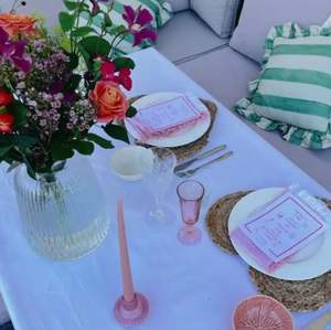 Napperon coeur en jute naturelle cadeau Saint Valentin le plus vendu napperons de chargeur tissés articles de cuisine en gros de l'Inde - Product Image 4