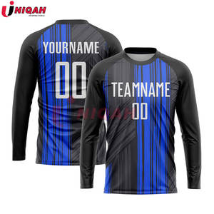 Conjunto de uniforme de fútbol con sublimación completa, camiseta con logotipo de diseño personalizado para hombres y mujeres, jugadores de fútbol juveniles - Product Image 3