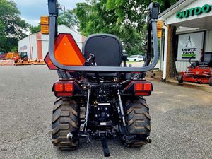 Mahindra 1120 HST 4WD Tractor de ruedas sub-compacto con cargador 24HP Componentes de núcleo Bomba Cojinete Motor Caja de cambios - Product Image 3
