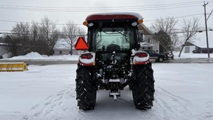 Compre a Precio Económico el Tractor de Ruedas IH de 140HP, Maquinaria Agrícola 4x4, Entrega Rápida Disponible, Todos los Modelos a Bajo Precio en Venta - Product Image 4