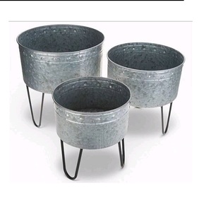 ถังโลหะชุบสังกะสีแนววินเทจสำหรับใช้ในบ้านและสวนกลางแจ้ง - Product Image 2