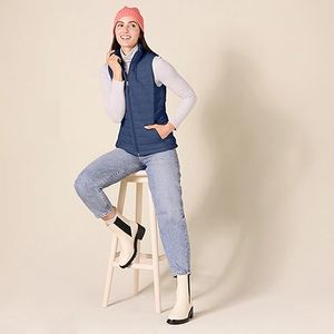 Factory Direct Sale Best Selling Men's Winter Casual Outerwear High Quality Breathable Customized Zipper V-neck Puffer Vest 100% - Product Image 3