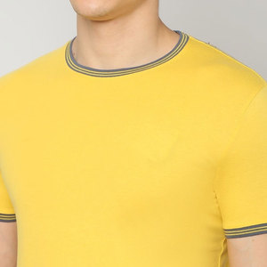 เสื้อยืดแขนสั้นน้ำหนักเบาทำจากวัสดุแท้มียี่ห้อเสื้อยืดสไตล์สตรีทเสื้อยืดขนาดปกติ OEM/ODM - Product Image 5