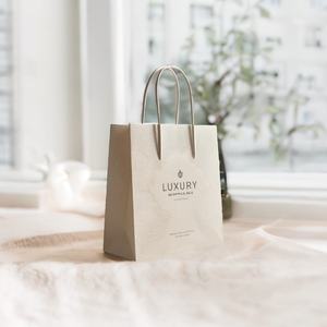 Bolsa de embalaje de papel ecológica con etiqueta para entrega de alimentos y promociones - Product Image 3