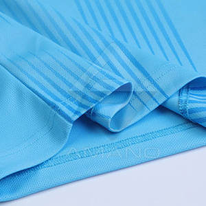 Uniformes de fútbol de secado rápido hechos por profesionales Conjuntos de ropa deportiva cómoda Ropa de equipo personalizada - Product Image 5