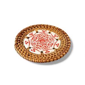 Posavasos de Ratán Natural Hecho a Mano Ecológico para Servir Bebidas Diariamente y Decorar la Mesa - Product Image 1