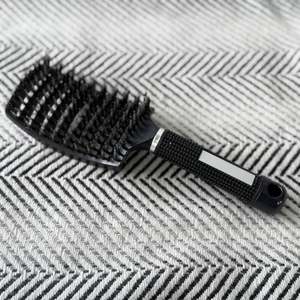 Ionic Vented Oval <b>Detangler</b> <b>Brush</b> for Salon Styling Compact Foldable Hair Massage Comb - Product Image 3