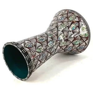 Darbuka Gawharet El Fan de 22 cm con Mosaico de Perlas Azules - Doumbek Egipcio Hecho a Mano - Product Image 3