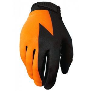 Wholesale Custom Made Motorbike Racing Gloves Custom Leather Motorcycle Riding Gloves for Sports Use - Product Image 3
