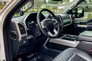 Ford Probe Super Duty 4x4 Turbo V8 4WD 2021 Extrêmement Propre, Très Bien Équipé, Faible Kilométrage, Conduite à Gauche, Automatique, Couleur Foncée - Product Image 6