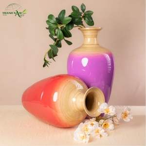 Vase en bambou filé artisanal avec un col naturel et un corps de couleur contemporaine - Product Image 6