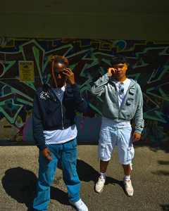 เสื้อฮู้ดมีซิปโอเวอร์ไซส์สำหรับผู้ชายเสื้อฮู้ดผ้าฝ้ายสีดำพิมพ์ลายปักและออกแบบโลโก้ - Product Image 5