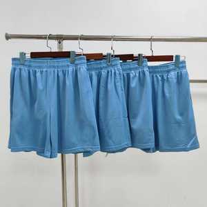 Nuevos pantalones cortos de verano de algodón 100% ligeros para hombre, pantalones cortos holgados para gimnasio atlético, pantalones cortos sólidos para exteriores, pantalones calientes teñidos lisos - Product Image 3