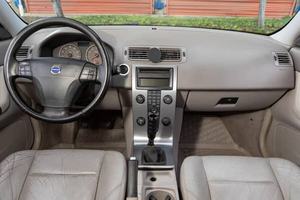 VOLVO V50 T5 AWD 2005 d'occasion, conduite à gauche/droite - Product Image 3