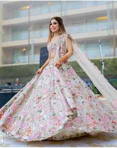 Look de soirée Designer Lehenga Choli avec broderie - Product Image 1