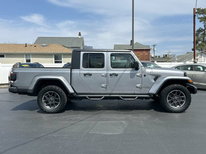 Jeep Gladiator Overland Crew Cab 4WD 2020, Usado, Volante a la Izquierda/Derecha - Product Image 3