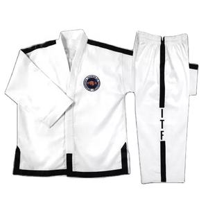 Uniforme de Taekwondo ITF au design moderne, confortable et durable, idéal pour l'entraînement. - Product Image 1