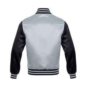 Elegante chaqueta bomber de satén con brillo perlado, bolsillos laterales con cremallera y cuello acanalado elástico hecho en Pakistán - Product Image 2