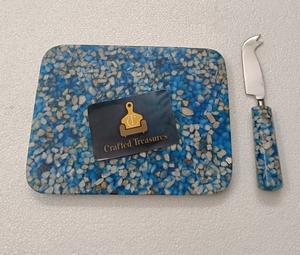 Juego de tablas y cuchillos para queso hechos a mano, de resina epoxi con piedras incrustadas, bandeja para cortar queso con juego de cuchillos para mantequilla al mejor precio - Product Image 1
