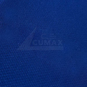 Último diseño nuevo estilo uniforme de fútbol de calidad premium color sólido transpirable uniforme de fútbol para la venta - Product Image 3