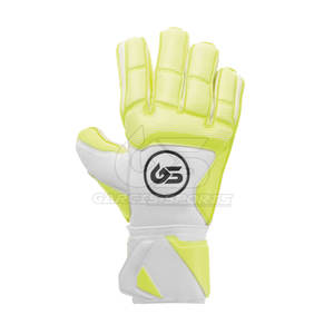 Gants de football gaélique personnalisables Gants de football en cuir de haute qualité avec la meilleure protection Nouveau design en vente - Product Image 4