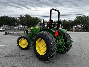 2025 Johnn Deere 5060E Mini tracteur 4WD/2WD Tracteur de marche 70HP 120HP 90HP 100HP Puissance nominale 4x4 Essential Inclus-pour - Product Image 6