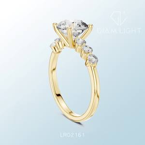 Bague solitaire en or blanc 14 carats, diamant rond taille ovale, clarté VS, certifiée, bijou élégant pour mariage, fiançailles, cadeau - Product Image 3