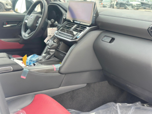 Tout nouveau Land Cruiser 2026 3.5L bi-turbo 6 cylindres 409 ch, transmission automatique, 4x4, essence, conduite à gauche - Product Image 6