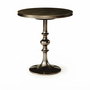 Table d'appoint ronde traditionnelle en métal avec base sur piédestal, finition foncée - Product Image 1