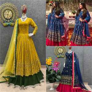 Présentant une fausse georgette avec une séquence de broderie lourde avec une bordure en dentelle lourde Lehenga robe longue jupe Dupatta - Product Image 6