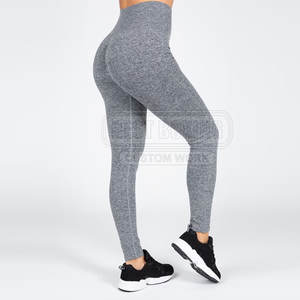 Legging de yoga sans couture pour femmes avec matériau respirant et contrôle du ventre pour les séances d'entraînement de fitness Legging de yoga pour femmes - Product Image 3
