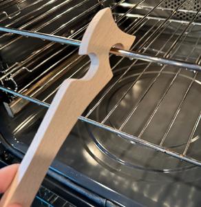 Étagère de four coulissante en bois, ustensile de cuisine rustique de qualité supérieure - Product Image 2