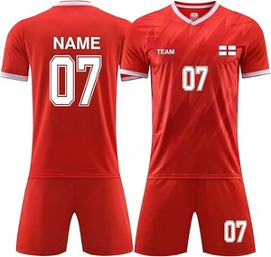 Conjunto de Uniforme de Fútbol para Hombre de Alta Calidad y Comodidad - 100% Poliéster Transpirable de Secado Rápido y Ecológico - Product Image 1