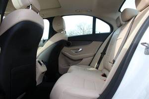 Mercedes-Benz Clase C C 300 4MATIC Sedán 2020, Automático, Turbo Gasolina, 23120 Millas, Neumáticos R19, Techo Panorámico, Tracción Delantera, Control de Crucero Adaptativo, Volante a la Izquierda - Product Image 3