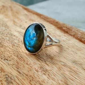 แหวนวันเกิดสีเงิน925แฮนด์เมดประดับด้วยพลอยลาบราดอไรต์ธรรมชาติสำหรับงานเลี้ยงครบรอบของขวัญขายส่ง - Product Image 3