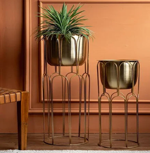 Pot en laiton doré rustique avec support Lot de 2 jardinière en métal moderne jardinière en fer petit et grand pot décoratif en gros - Product Image 6