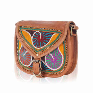 Sac bandoulière de qualité supérieure, design élégant à plusieurs poches, léger, durable, confortable pour les voyages, le travail, l'école et les sorties décontractées - Product Image 3